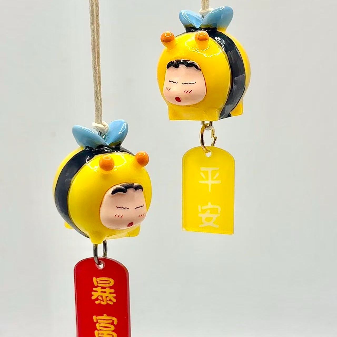 ตุ๊กตาคราโยน ชินจัง คอสเพลย์รู - Car Accessories Hanging บทวิจารณ์และราคา